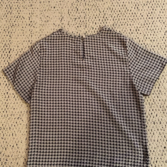 Hounds tooth blouse - Picture 2 of 2